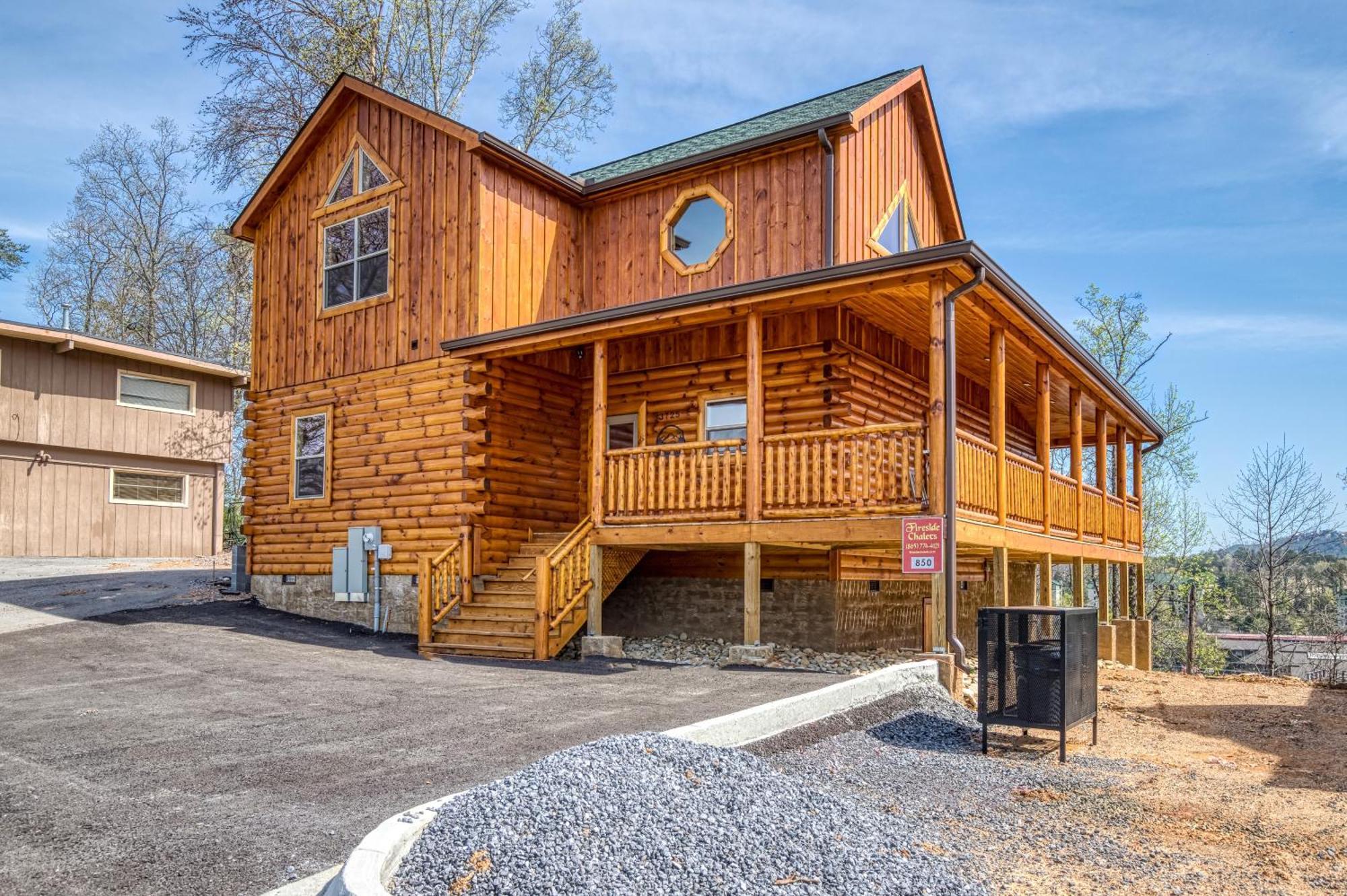 Blue Bear Splash Villa Pigeon Forge Exterior photo